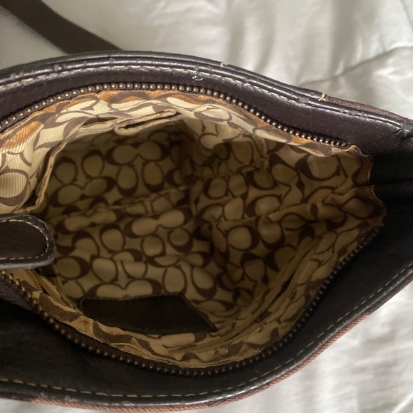 Coach Crossbody with strap - Picture 4 of 5